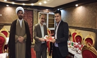 یزد/ به مناسبت روز پدر  از کارکنان مرد تجلیل شد