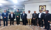 لرستان/تجلیل مدیرکل اموال تملیکی از خانواده‌های معظم شهدا 