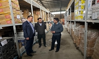 قزوین/بازدید معاون بهره برداری و فروش اموال منقول از اداره کل و انبار استان