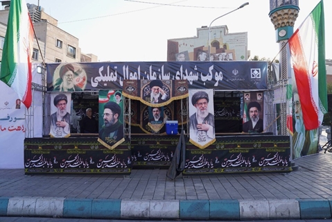 فیلم موکب خدمات رسانی اموال تملیکی در مراسم تشییع رهبر شهید